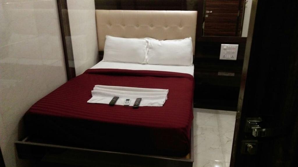 Hotel Palace Residency Bombay Eksteriør billede